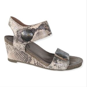 TAOS Footwear Carousel Snakeskin Print Leather Wedges